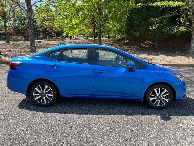 Nissan Versa SV CVT 2021