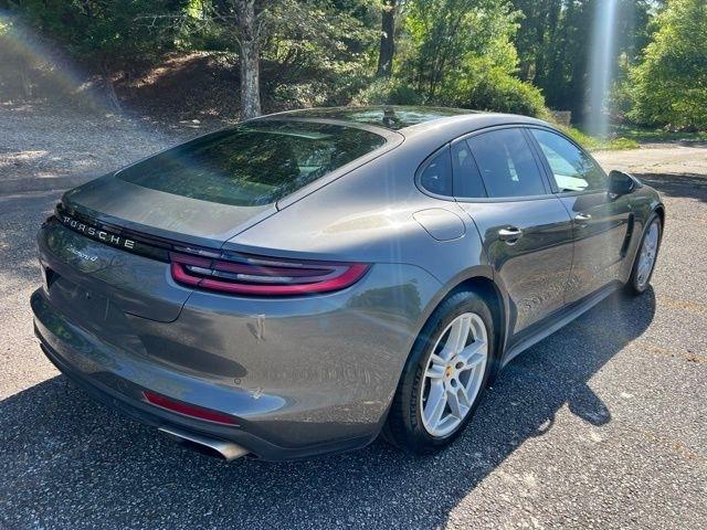 Porsche Panamera RWD 2018