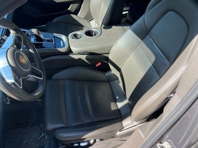 Porsche Panamera RWD 2018