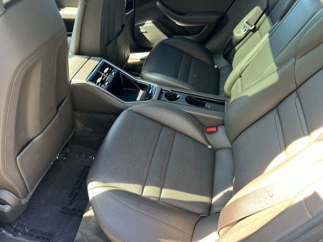 Porsche Panamera RWD 2018