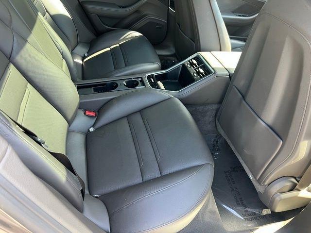 Porsche Panamera RWD 2018