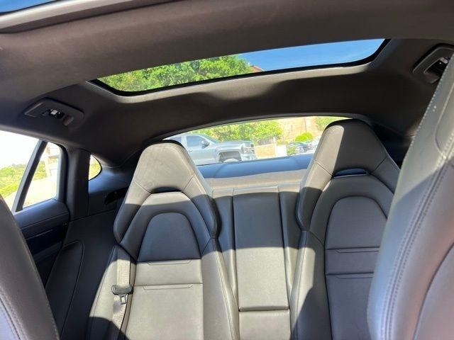 Porsche Panamera RWD 2018