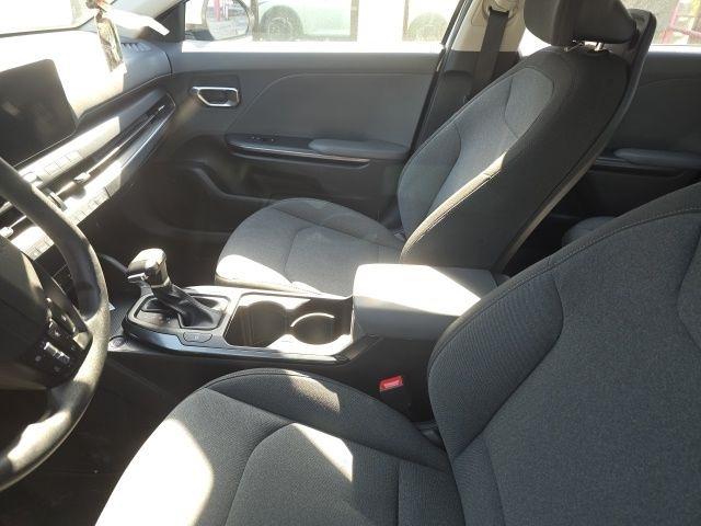 Kia K4 LXS FWD 2025