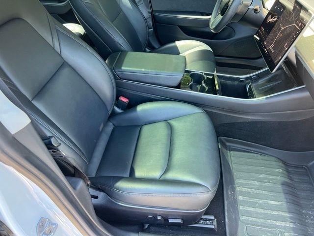 Tesla Model 3 Mid Range RWD *Ltd Avail* 2019