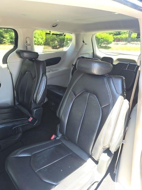 Chrysler Pacifica Touring L FWD 2022