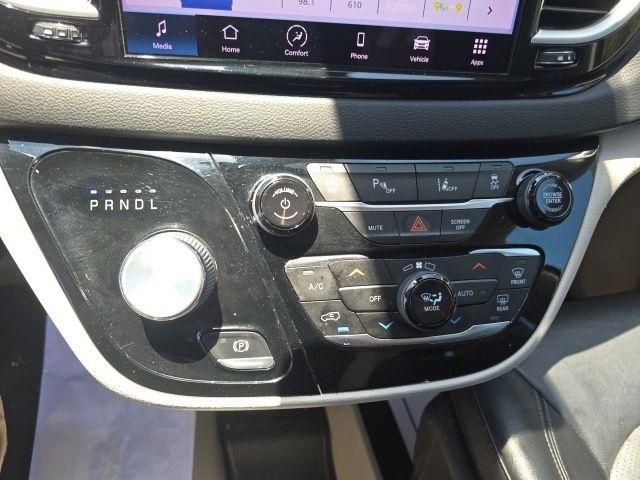 Chrysler Pacifica Touring L FWD 2022