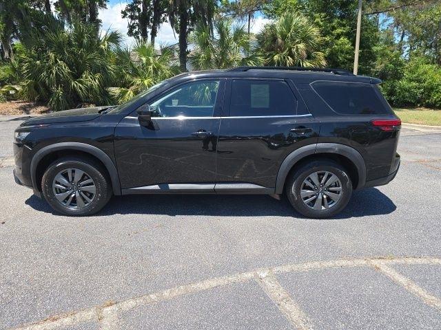 Nissan Pathfinder SV 2WD 2022