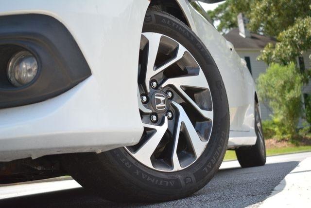 Honda Civic Sedan 4dr CVT EX w/Honda Sensing 2016