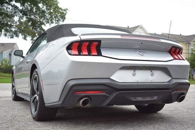 Ford Mustang EcoBoost Convertible 2024