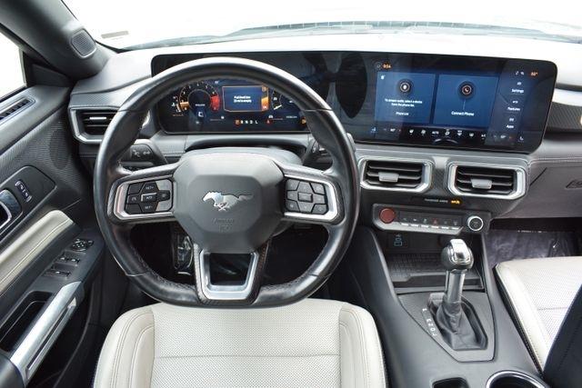 Ford Mustang EcoBoost Convertible 2024