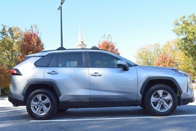 Toyota RAV4 XLE FWD (Natl) 2022