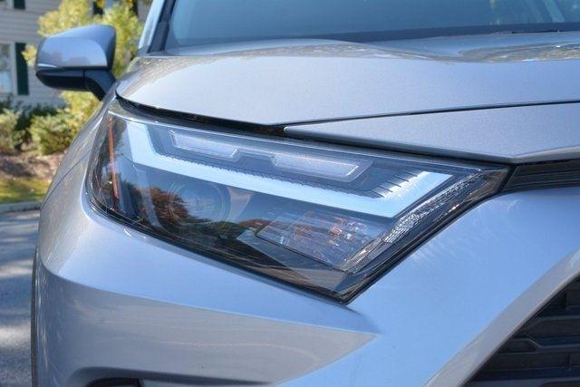 Toyota RAV4 XLE FWD (Natl) 2022