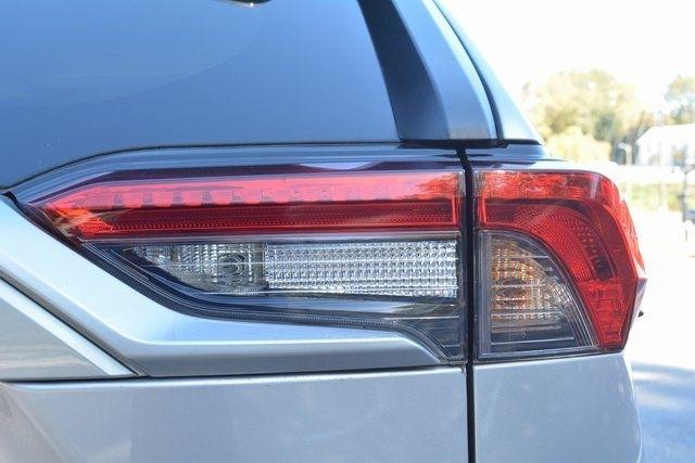 Toyota RAV4 XLE FWD (Natl) 2022