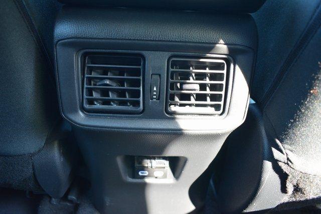 Toyota RAV4 XLE FWD (Natl) 2022