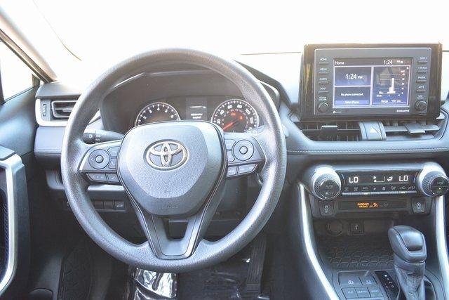 Toyota RAV4 XLE FWD (Natl) 2022