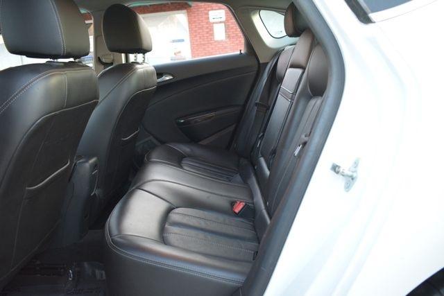 Buick Verano 4dr Sdn Leather Group 2015