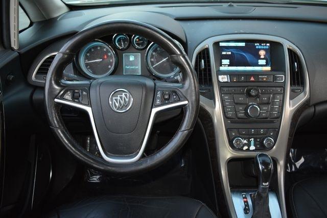 Buick Verano 4dr Sdn Leather Group 2015