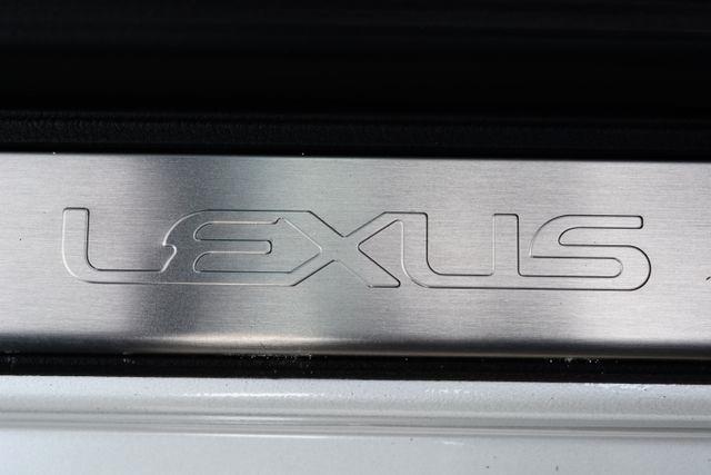 Lexus ES ES 300h FWD 2025