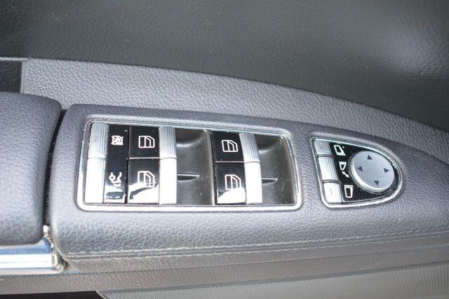 Mercedes-Benz S-Class 4dr Sdn S 550 RWD 2013