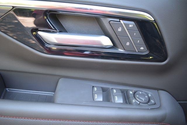 Chevrolet Tahoe 4WD 4dr RST 2026