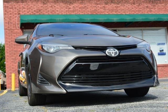 Toyota Corolla XLE CVT (Natl) 2019