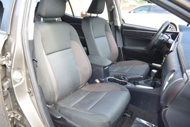 Toyota Corolla XLE CVT (Natl) 2019