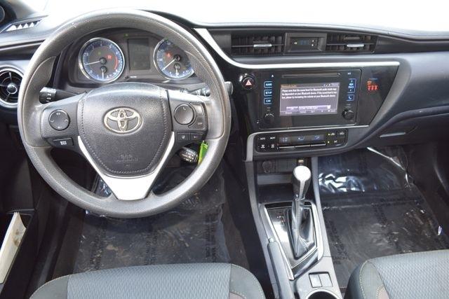 Toyota Corolla XLE CVT (Natl) 2019