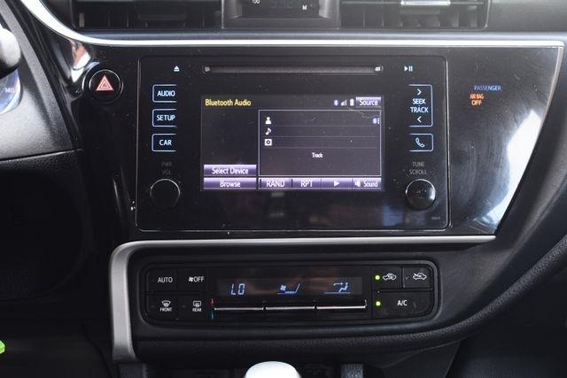 Toyota Corolla XLE CVT (Natl) 2019