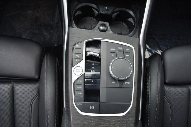 BMW 3 Series 330e xDrive Plug-In Hybrid 2024