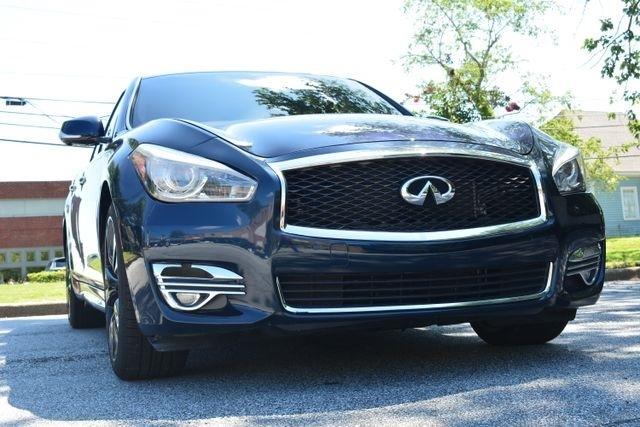 Infiniti Q70L 3.7 RWD 2017