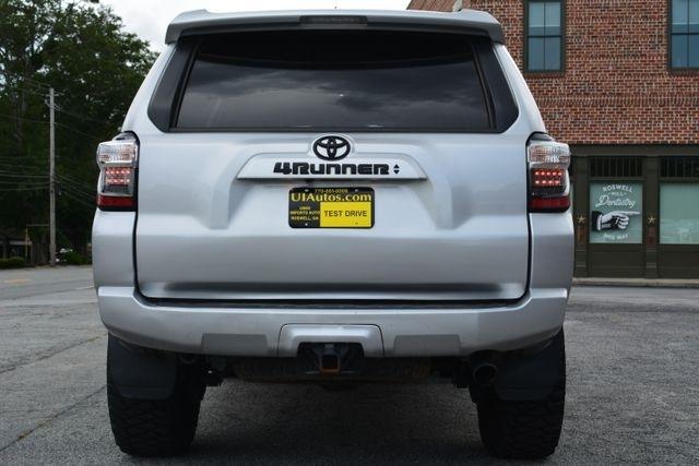 Toyota 4Runner SR5 Premium 4WD (Natl) 2023