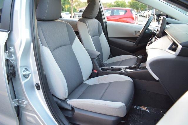 Toyota Corolla LE CVT (Natl) 2024