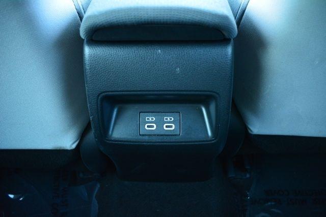 Toyota Corolla LE CVT (Natl) 2024