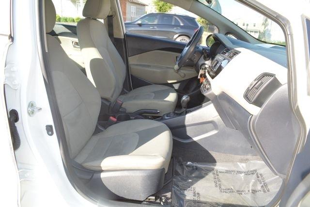 Kia Rio 4dr Sdn Auto LX 2016