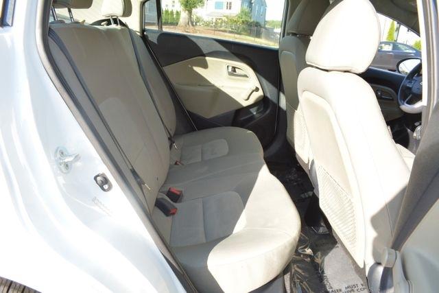 Kia Rio 4dr Sdn Auto LX 2016