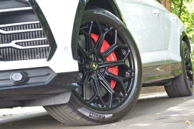 Lamborghini Urus AWD 2020