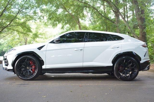 Lamborghini Urus AWD 2020