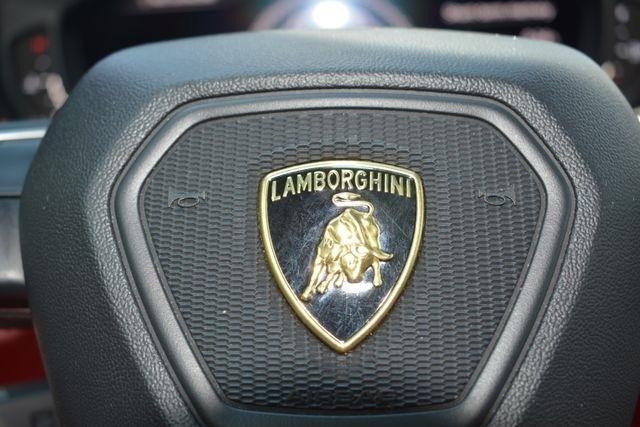 Lamborghini Urus AWD 2020