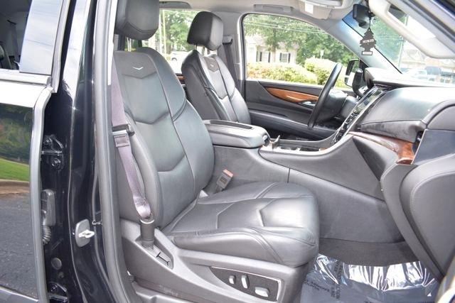 Cadillac Escalade 2WD 4dr Luxury Collection 2016