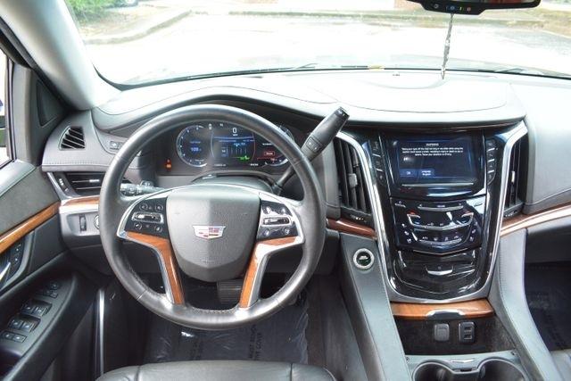 Cadillac Escalade 2WD 4dr Luxury Collection 2016