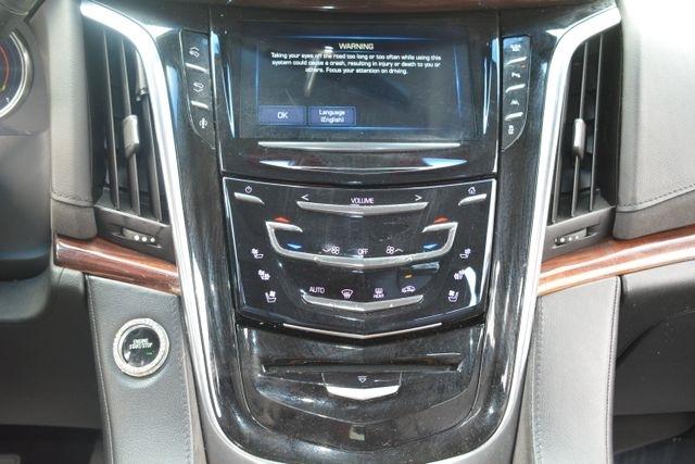Cadillac Escalade 2WD 4dr Luxury Collection 2016