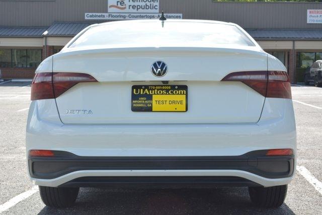 Volkswagen Jetta S Auto 2024