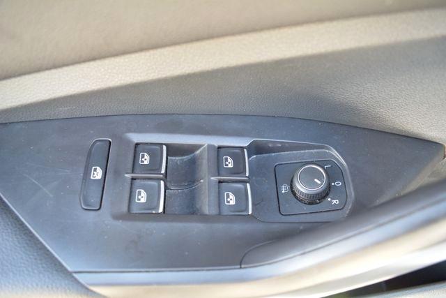 Volkswagen Jetta S Auto 2024
