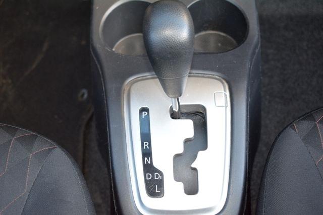 Mitsubishi Mirage ES CVT 2024