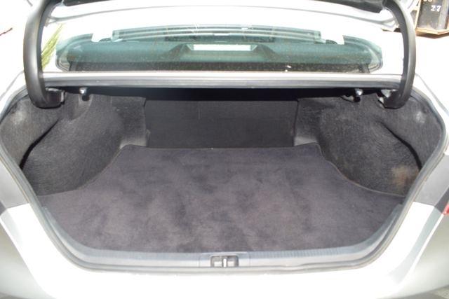 Toyota Camry Hybrid SE Nightshade CVT (Natl) 2023