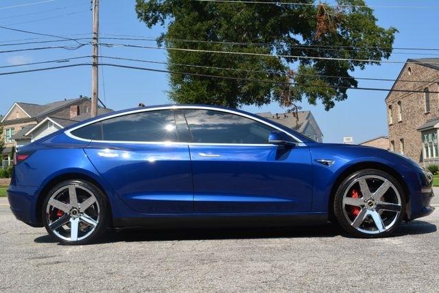 Tesla Model 3 Standard Range RWD 2020