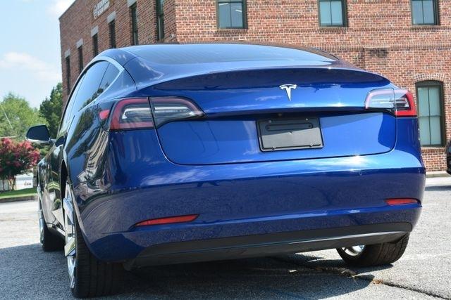 Tesla Model 3 Standard Range RWD 2020