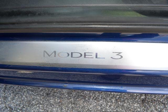 Tesla Model 3 Standard Range RWD 2020
