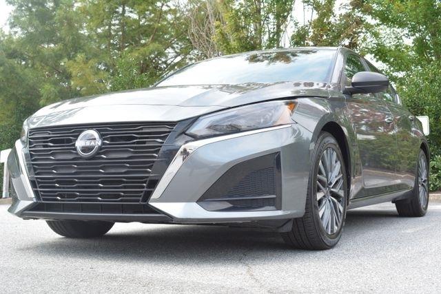 Nissan Altima SV FWD 2025
