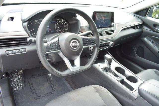 Nissan Altima SV FWD 2025